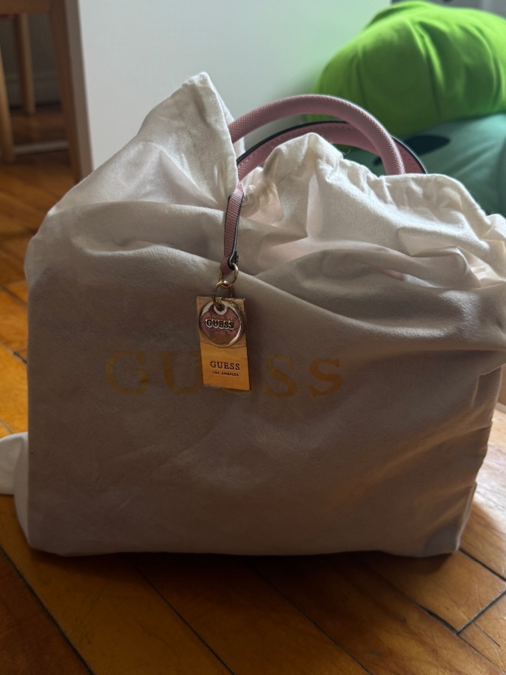 Guess bag